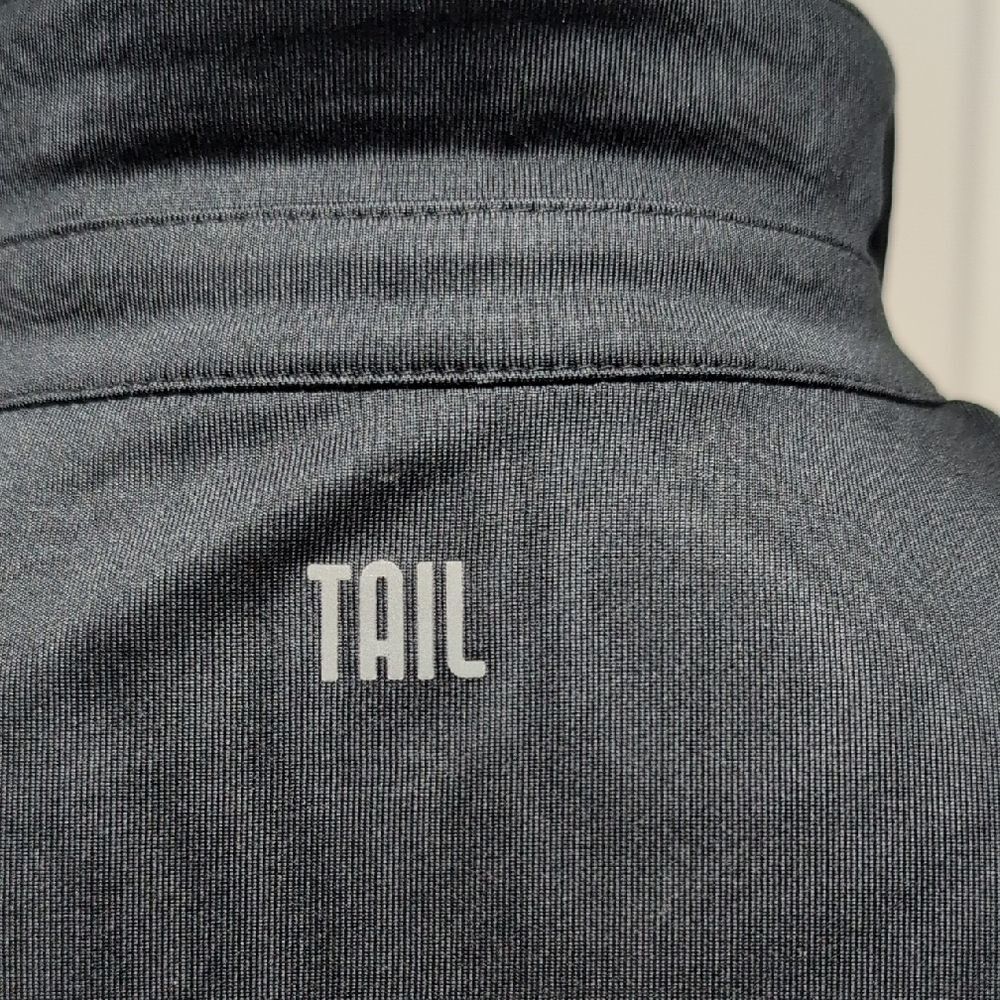 Tail Activewear Sleeveless Polo Black Hidden Zipper High Collar/Foldable Size L - Picture 3 of 7
